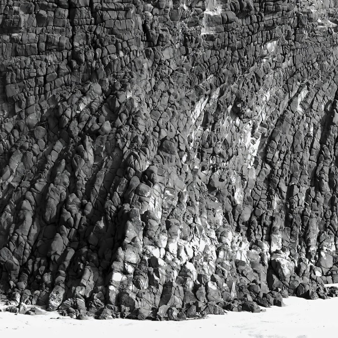 Photographic poster on textured eco-friendly wallpaper of Punta del Barronal Beach. Black & white. Lokoloko