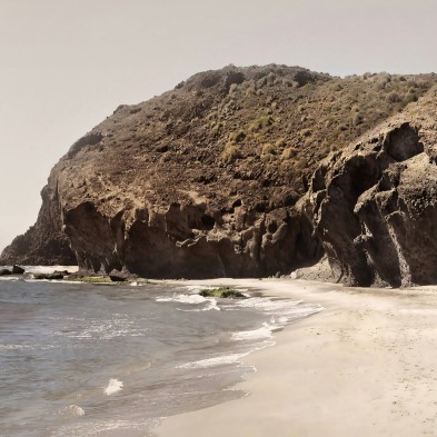 Photographic poster in satin material of a volcanic beach in the Cabo de Gata Níjar Park, color. Detail 2. Lokoloko