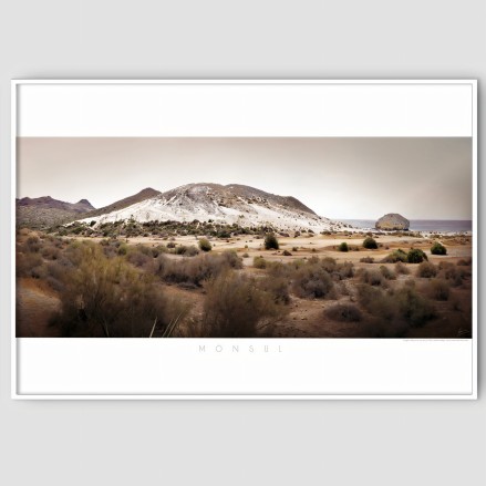 Póster fotográfico en papel ecológico texturizado de la playa de Mónsul con su duna fosil. Cabo de Gata, tonos tierras. Lokoloko