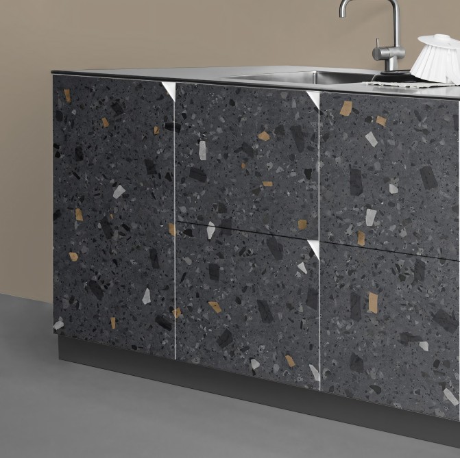 Terrazo Liceo - vinilo Lokoloko lavable, opaco, laminado y autoadhesivo para frentes de muebles, cajones y puertas de cocina.