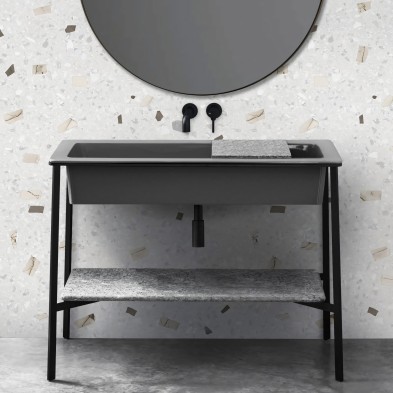 Terrazo Fenice - Vinilo Lokoloko lavable, autoadhesivo, opaco para paredes de baño, aseo o ducha en suaves tonos tierra.
