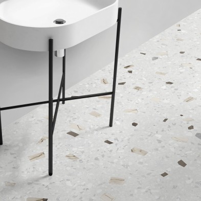 Terrazo Fenice - Vinilo Lokoloko lavable, antideslizante, autoadhesivo, para suelo de baño, aseo o ducha en tonos tierra.