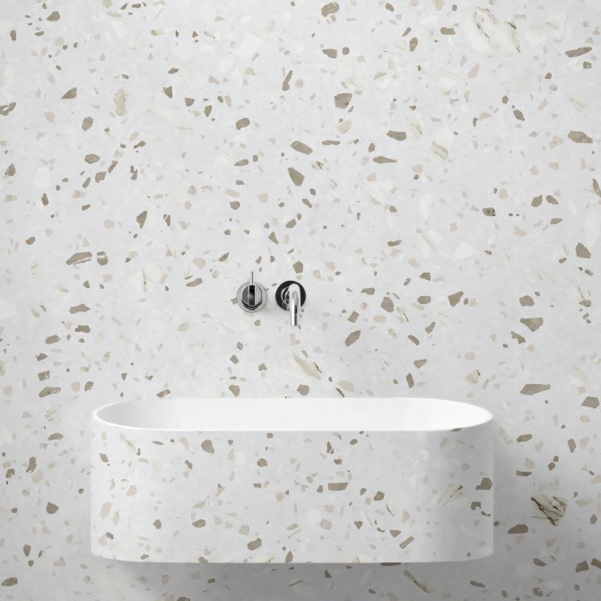 Terrazo Murano - vinilo lavable, autoadhesivo y opaco para paredes de baños. Diseño lokoloko en gris y marron.