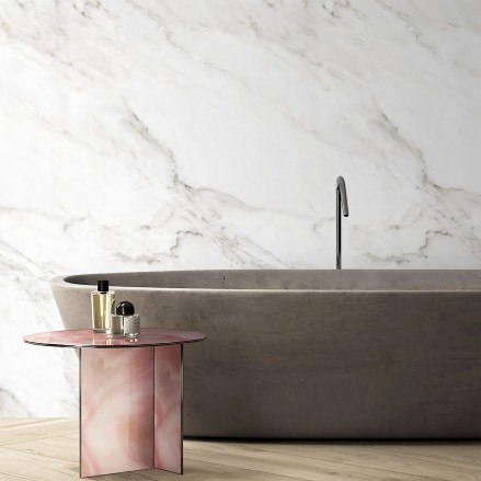 Vinilo mármol blanco carrara para paredes de lavabos, baños y aseos. Resistente al agua, antibacterias, tintas ecológicas.