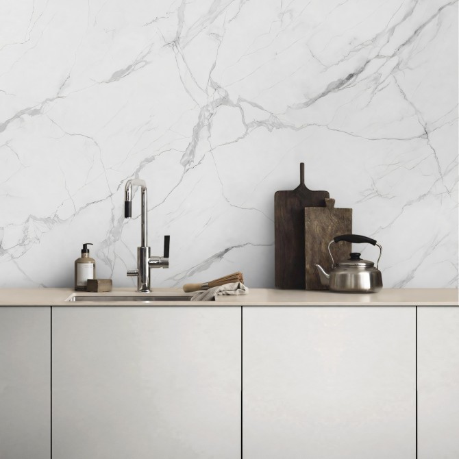 White Marble Calacatta -Washable Self-adhesive vinyl for walls and furniture