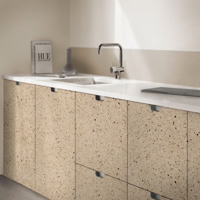 Terrazo Bello. Vinilo lavable autoadhesivo para  muebles de cocina, colores tierras grano pequeño. Lokoloko