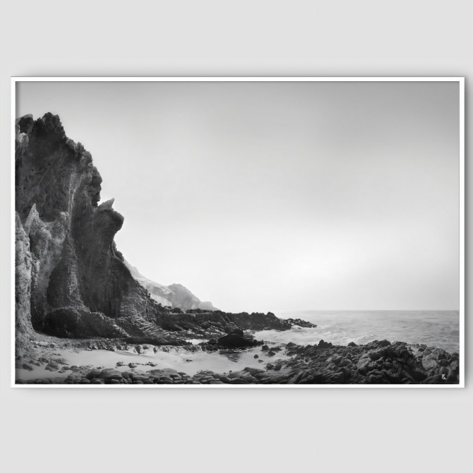 Photographic poster on textured eco-friendly wallpaper. Cala del Barranco. Black and white. Lokoloko