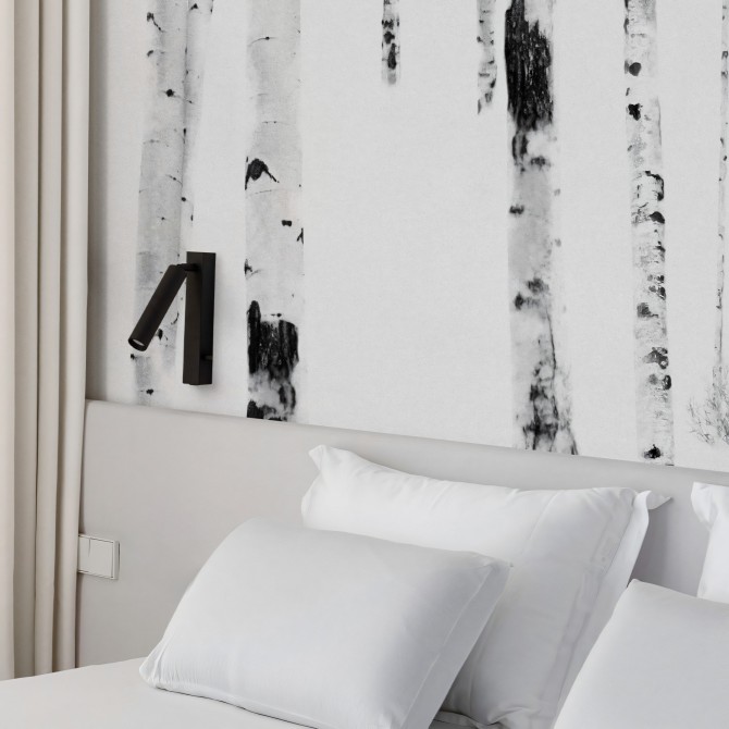 Mural Birch. Papel pintado ecologico sin pvc para pared lisa dormitorio, es un bosque de abedules en blanco y negro. Lokoloko