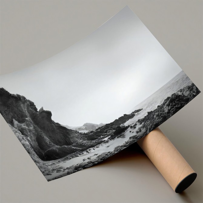 Photographic poster on textured eco-friendly wallpaper. Cala del Barranco. Black and white. Lokoloko