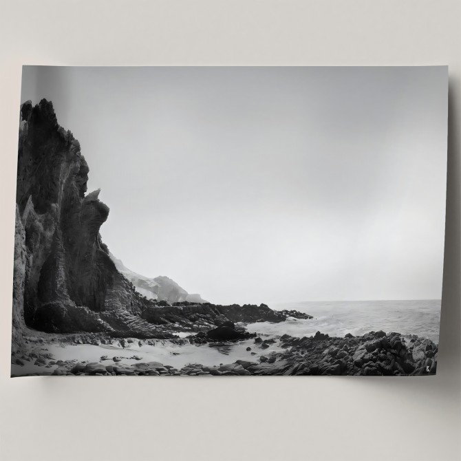 Photographic poster on textured eco-friendly wallpaper. Cala del Barranco. Black and white. Lokoloko