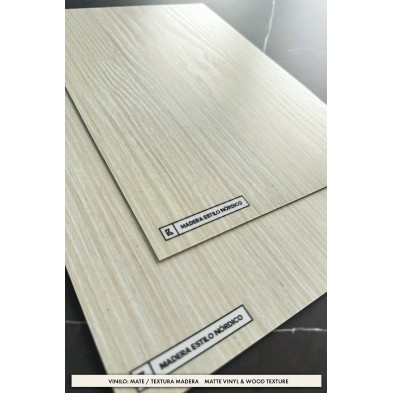 Vinilo Madera estilo nórdico Fresno para forrar muebles de cocina y baños, resistente al agua, opaco. Textura madera. Lokoloko