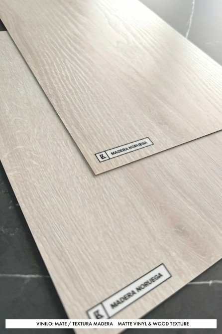 Madera Noruega. Vinilo para muebles, suelos y paredes