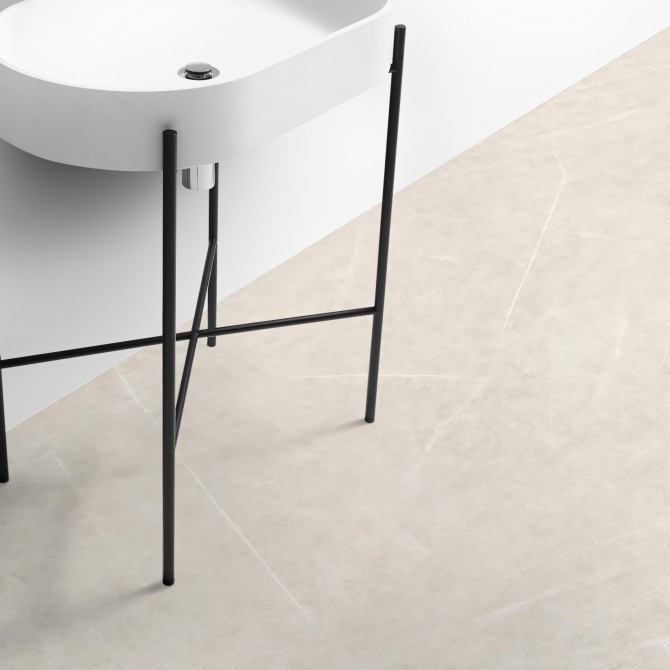 Formentera Stone vinyl flooring with non-slip backing for bathrooms. Water-resistant and antibacterial. Lokoloko